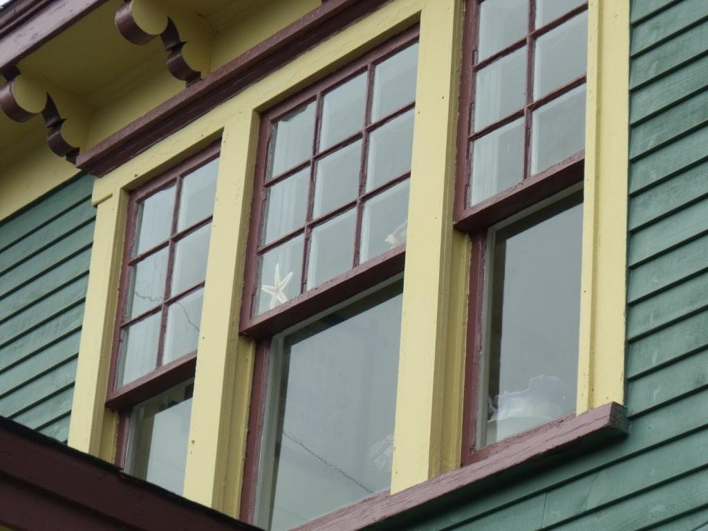 The Spaniards Room Heritage Home Spaniards Bay Rum bild